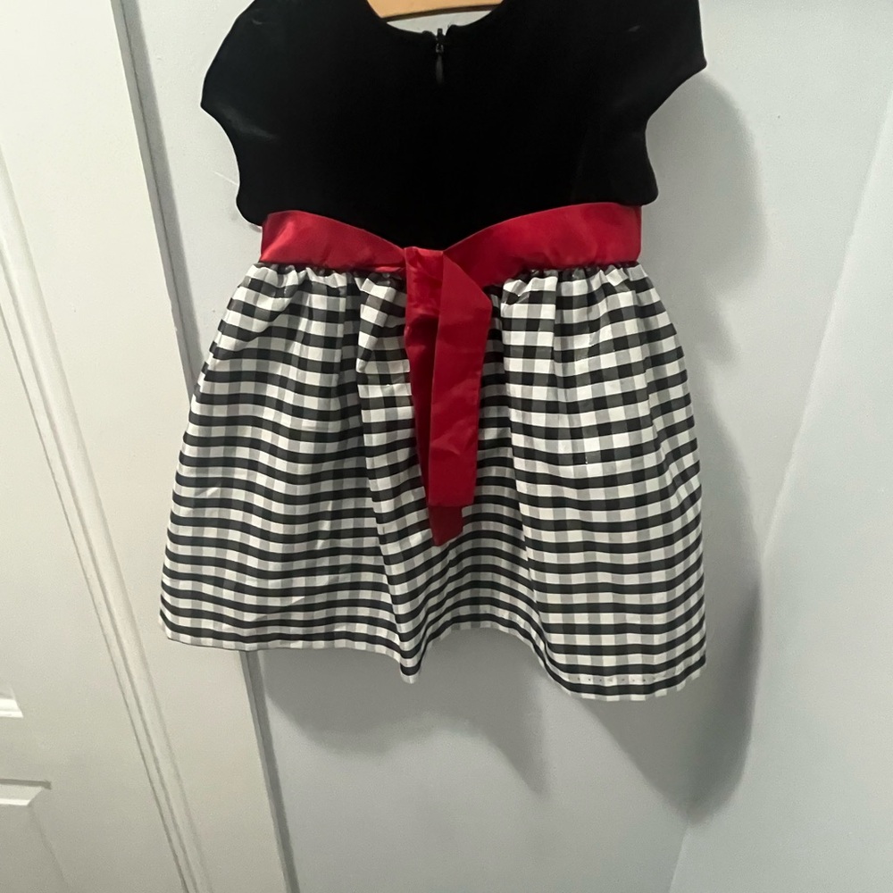 Chic Checkered Dress with Red Accent